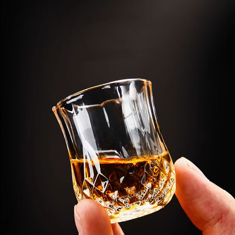 2 個ギフトビールマグ KTV バー小さなワイングラス水グラ - Whisky Beer And Wine のレビューと価格